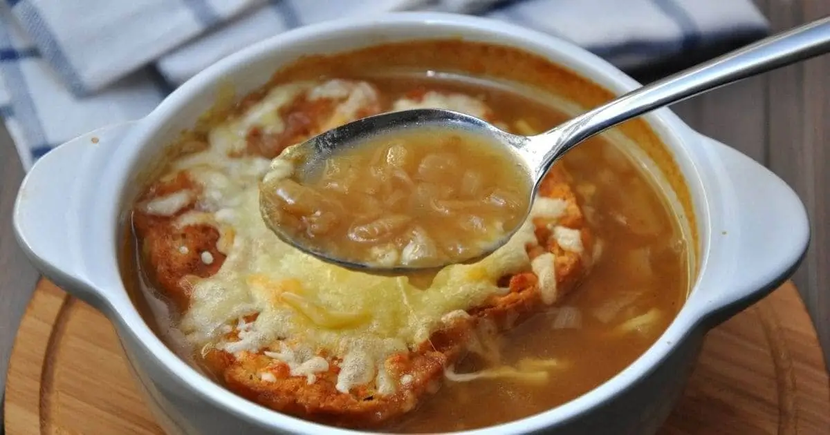 Sopa de Cebola Uma Receita Fácil e Deliciosa